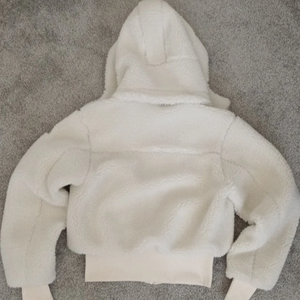 ALO Yoga Foxy Sherpa Jacket Ivory Size XS - Picture 11 of 12